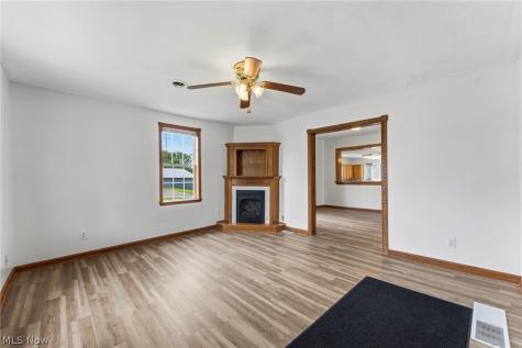 2906 Lincoln Way NW Massillon OH 44647