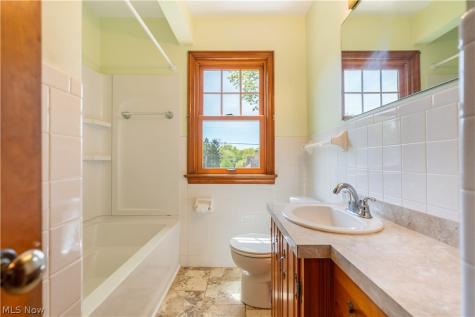 3126 E Edgerton Road Stow OH 44224
