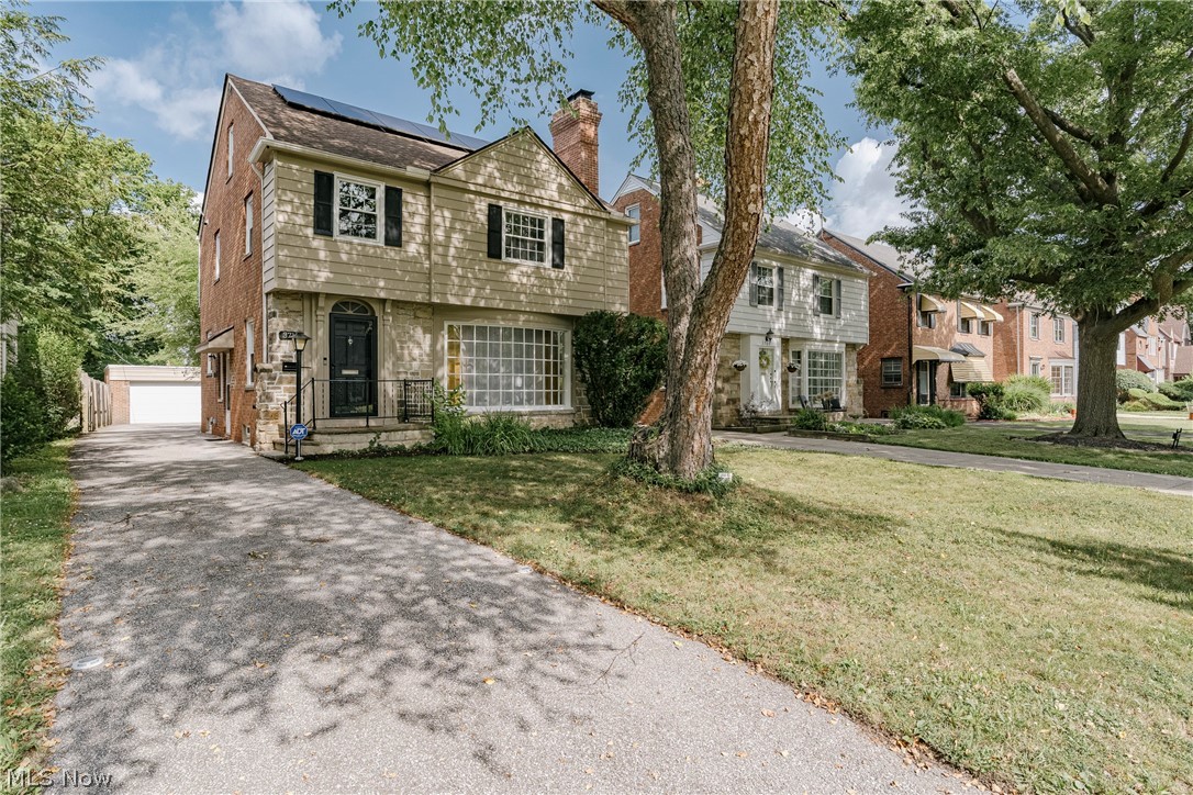 3710 Strandhill Road Shaker Heights OH 44122