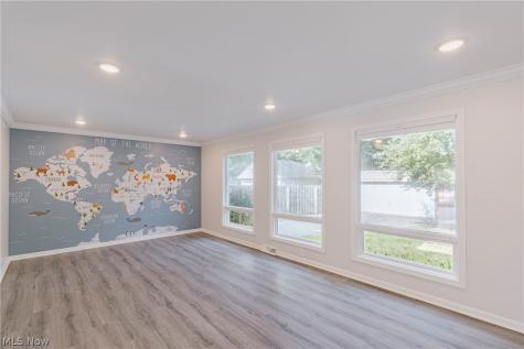 3710 Strandhill Road Shaker Heights OH 44122