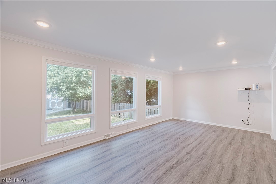 3710 Strandhill Road Shaker Heights OH 44122