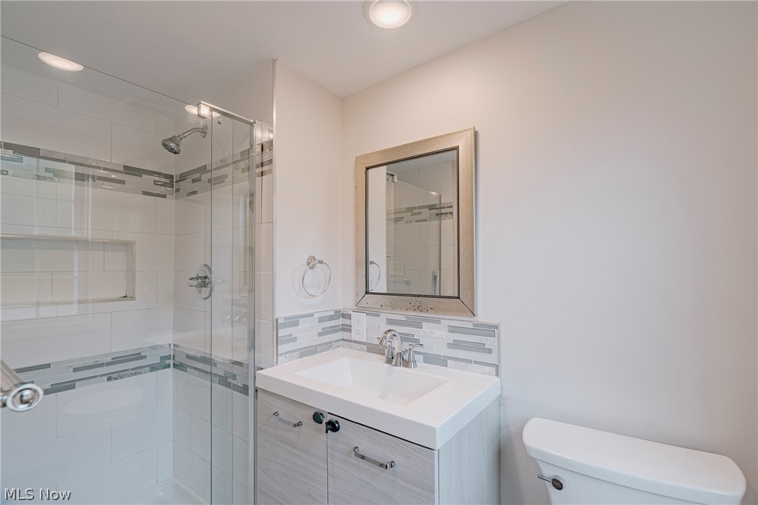 3710 Strandhill Road Shaker Heights OH 44122