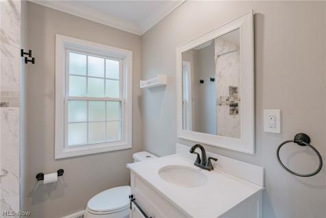 3710 Strandhill Road Shaker Heights OH 44122