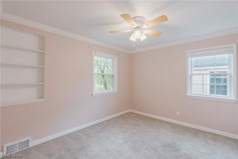 3710 Strandhill Road Shaker Heights OH 44122
