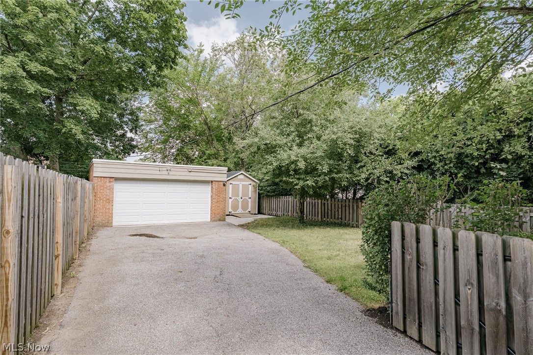 3710 Strandhill Road Shaker Heights OH 44122