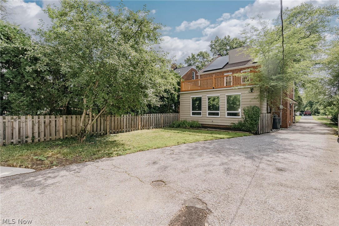 3710 Strandhill Road Shaker Heights OH 44122