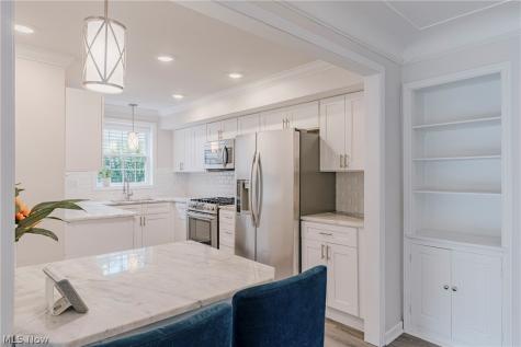 3710 Strandhill Road Shaker Heights OH 44122