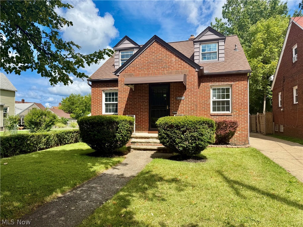 19807 Kewanee Avenue Cleveland OH 44119