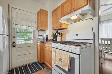 1263 Beardsley Street Akron OH 44301