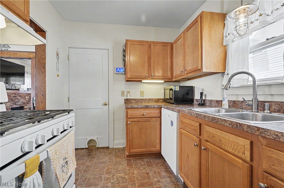 1263 Beardsley Street Akron OH 44301