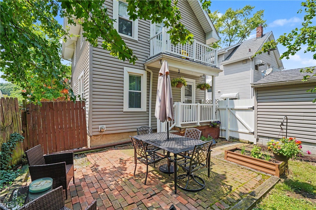 1263 Beardsley Street Akron OH 44301