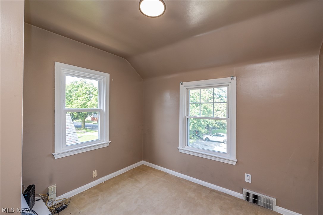831 Sable Road Cleveland OH 44119