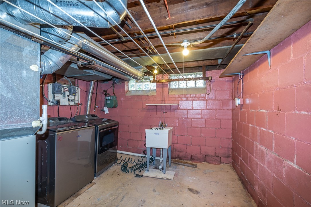 831 Sable Road Cleveland OH 44119