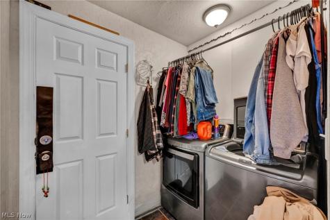 8031 Brichford Road Mentor OH 44060