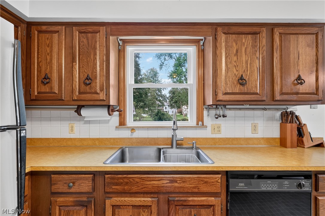 114 Joan Circle Campbell OH 44405
