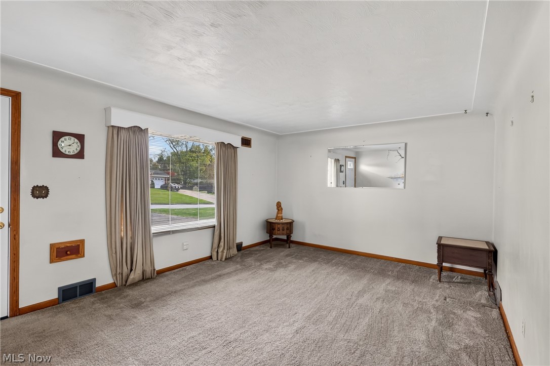 114 Joan Circle Campbell OH 44405