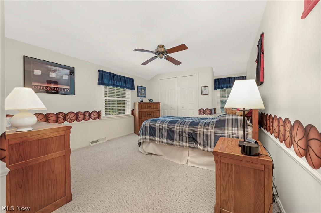 2808 W Asplin Drive Rocky River OH 44116