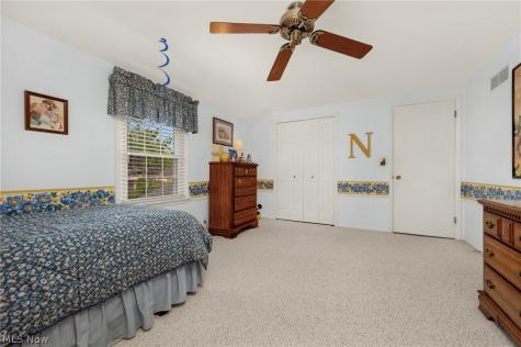 2808 W Asplin Drive Rocky River OH 44116