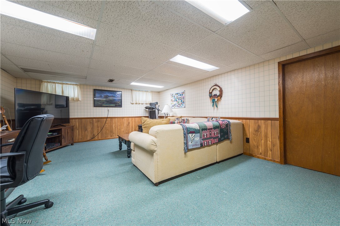 2808 W Asplin Drive Rocky River OH 44116