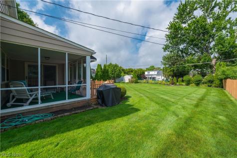 2808 W Asplin Drive Rocky River OH 44116
