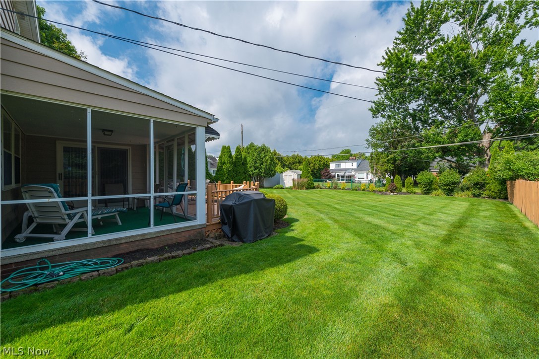 2808 W Asplin Drive Rocky River OH 44116