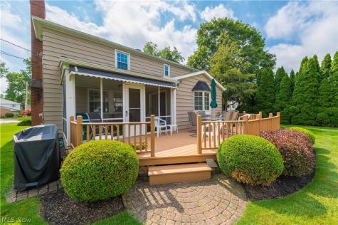 2808 W Asplin Drive Rocky River OH 44116