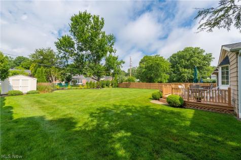 2808 W Asplin Drive Rocky River OH 44116