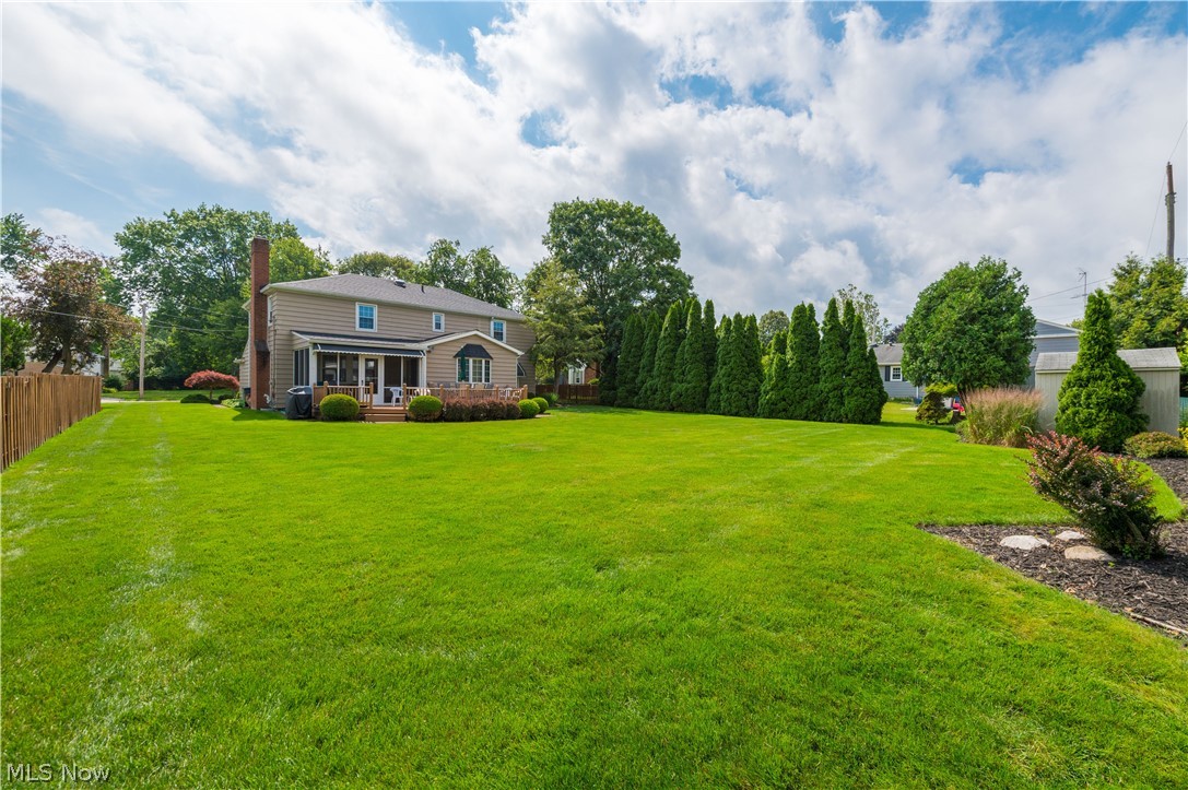 2808 W Asplin Drive Rocky River OH 44116