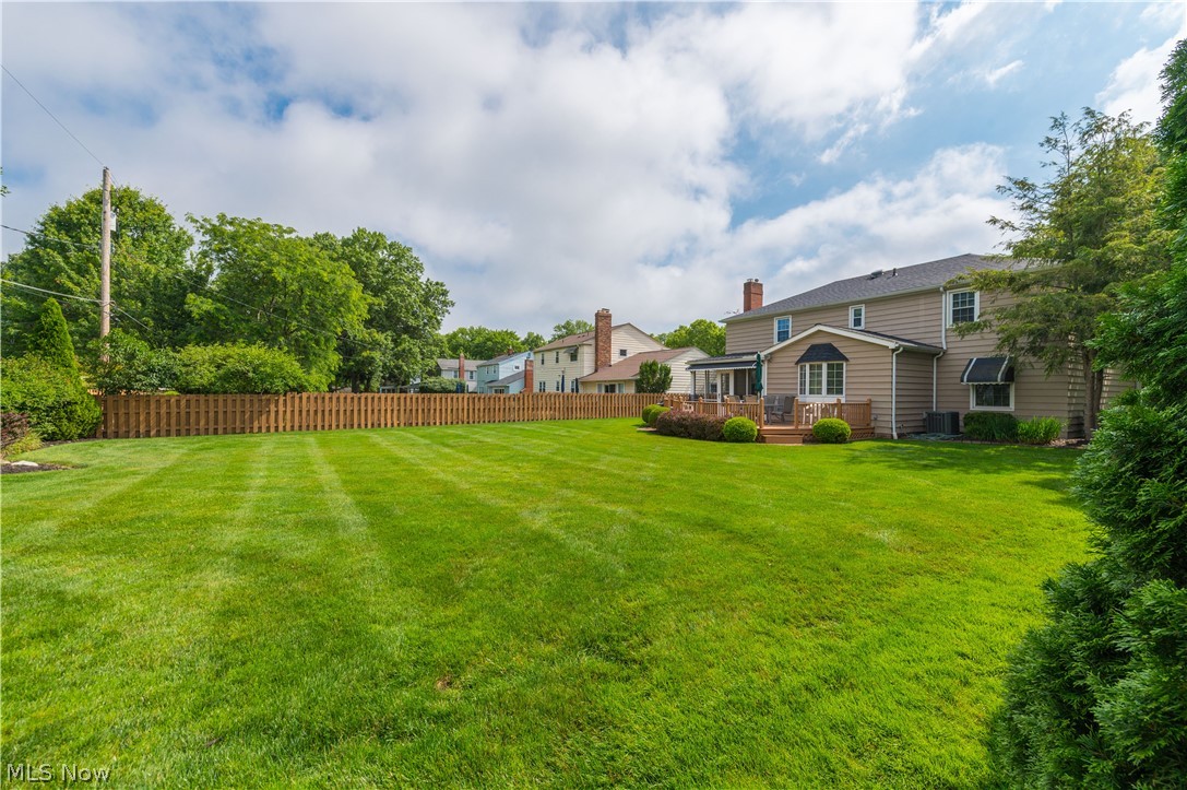 2808 W Asplin Drive Rocky River OH 44116