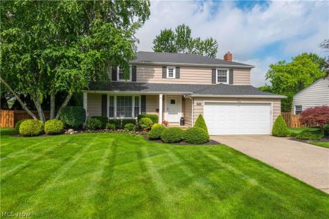 2808 W Asplin Drive Rocky River OH 44116