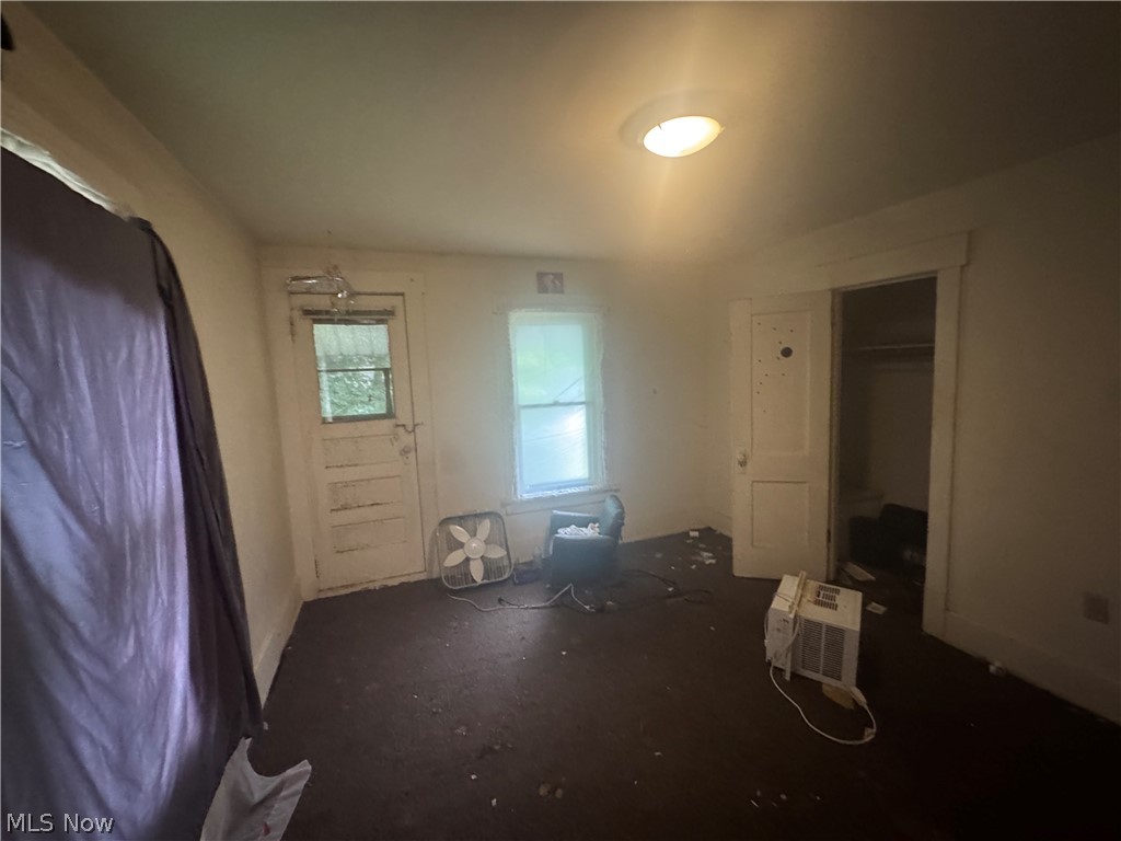 1316 Saint Elmo Avenue NE Canton OH 44705
