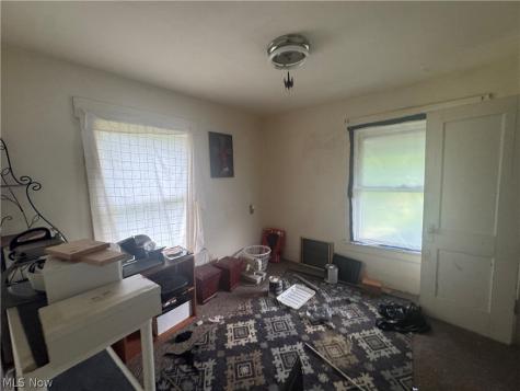 1316 Saint Elmo Avenue NE Canton OH 44705