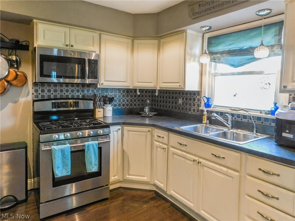 774 Eastwood Street Geneva OH 44041