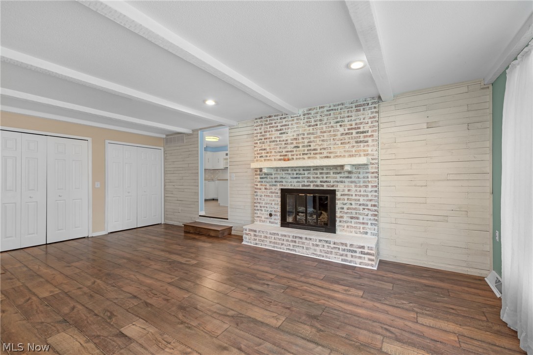 181 Brentview Drive Grafton OH 44044