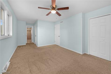 181 Brentview Drive Grafton OH 44044
