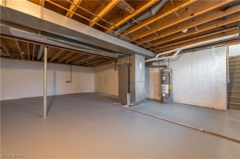 181 Brentview Drive Grafton OH 44044