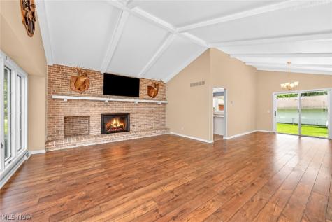 181 Brentview Drive Grafton OH 44044