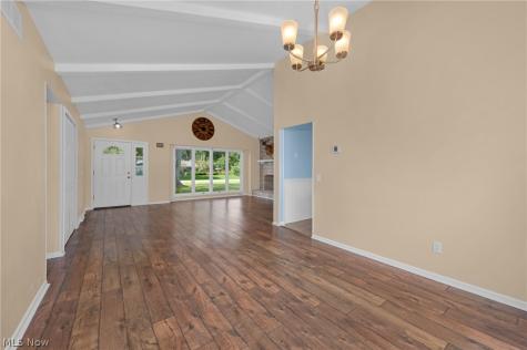 181 Brentview Drive Grafton OH 44044
