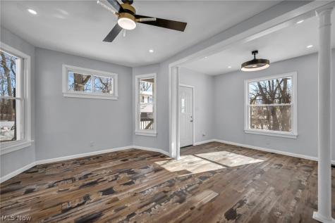 3064 W 16th Street Cleveland OH 44113