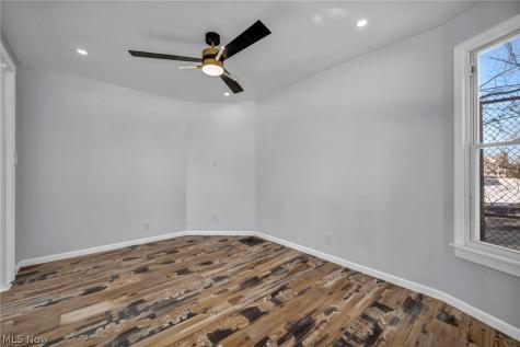 3064 W 16th Street Cleveland OH 44113
