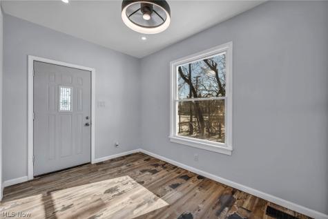 3064 W 16th Street Cleveland OH 44113