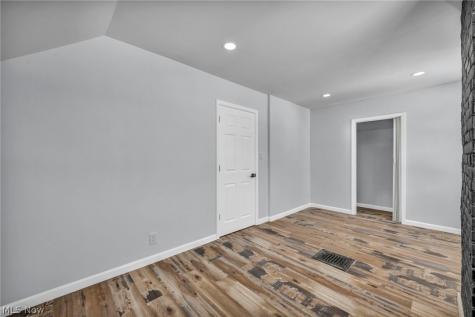 3064 W 16th Street Cleveland OH 44113