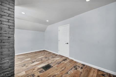 3064 W 16th Street Cleveland OH 44113