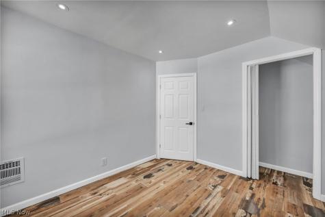 3064 W 16th Street Cleveland OH 44113