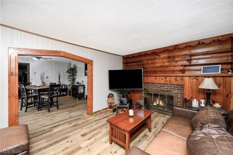 1021 East Boulevard Aurora OH 44202