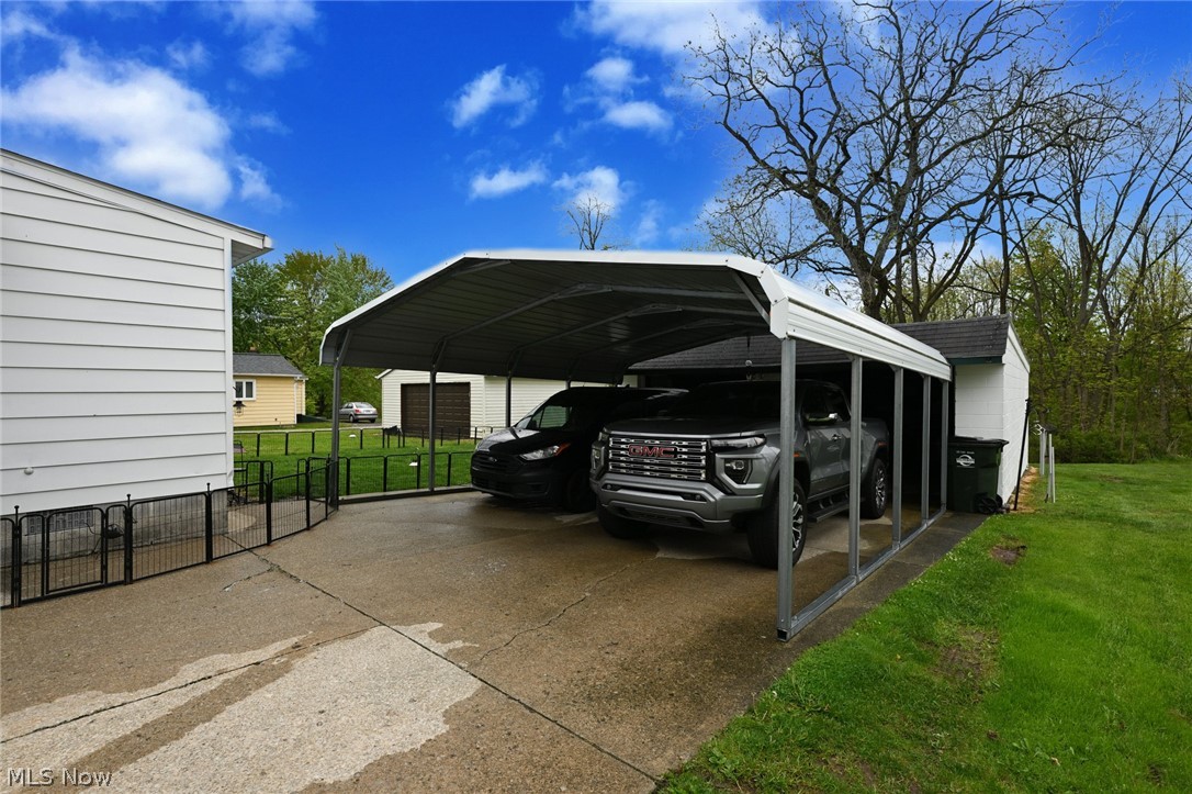 1021 East Boulevard Aurora OH 44202