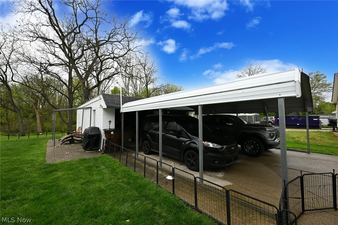 1021 East Boulevard Aurora OH 44202
