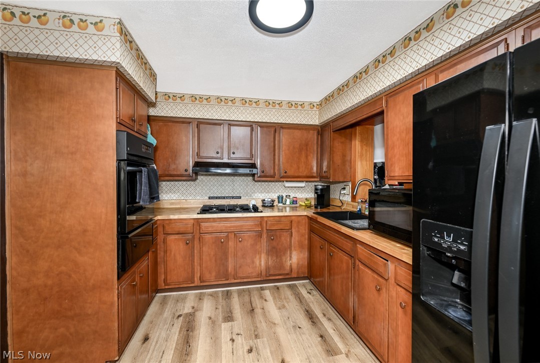1021 East Boulevard Aurora OH 44202