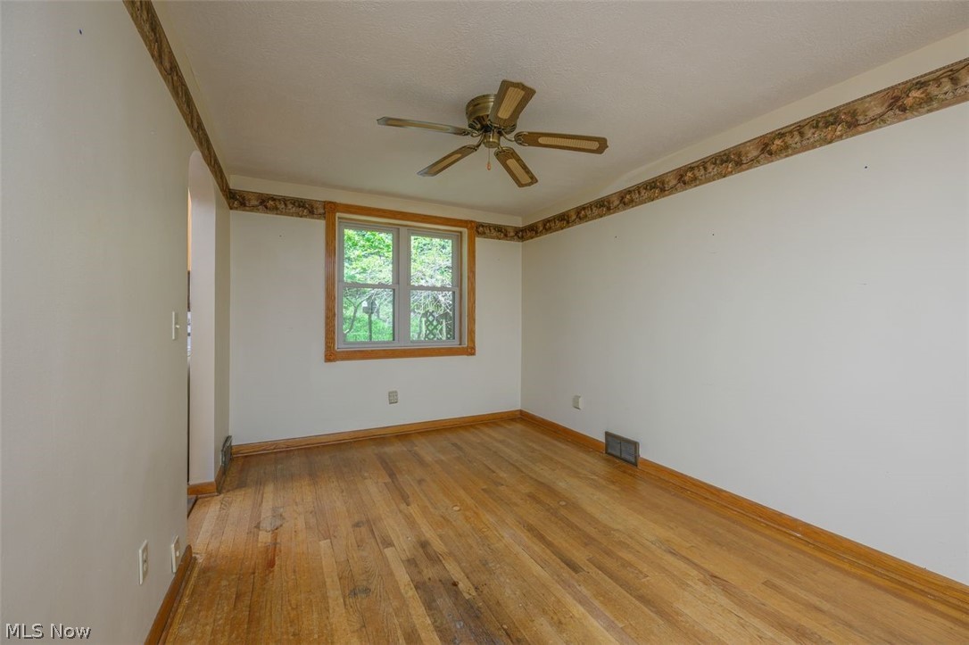 905 Pineview Avenue SE North Canton OH 44720