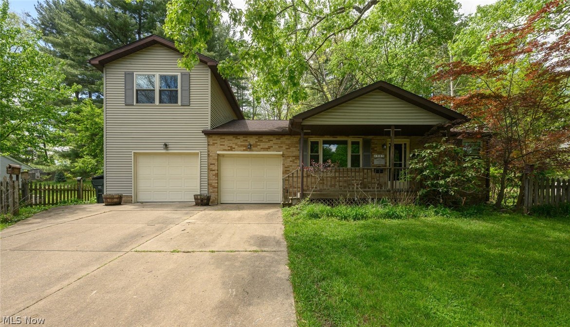 905 Pineview Avenue SE North Canton OH 44720